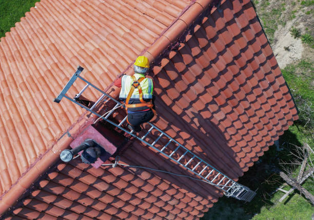 Best Commercial Roofing Services  in Tichigan, WI